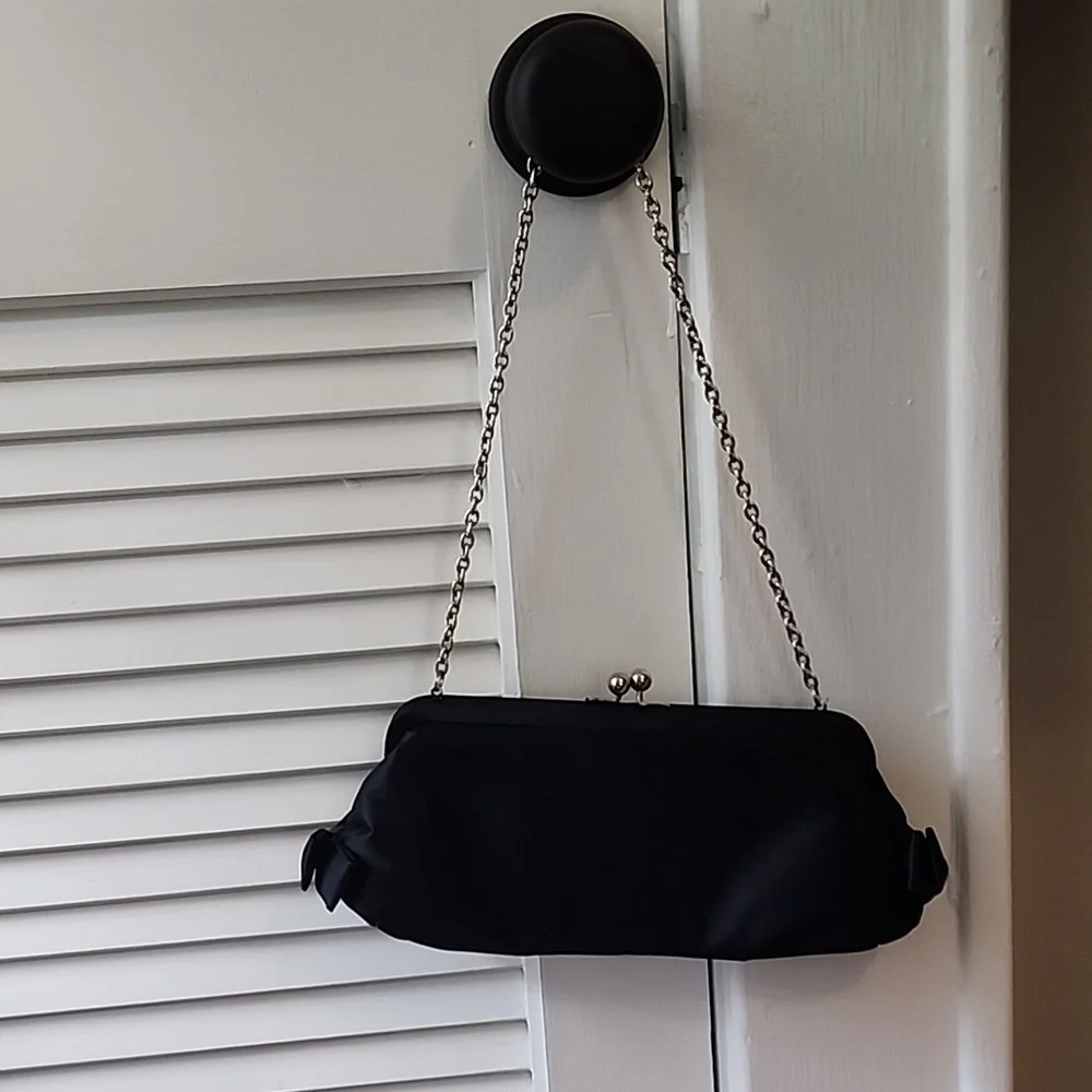 EUC- La Sera by franchi  Evening Satin Clutch Purse